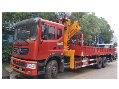 Dongfeng 25 Ton Folding Truck Mounted  Crane