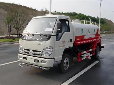 Forland Water Tank Truck 3cbm for Landscaping Road Maintenance and Fire Protection