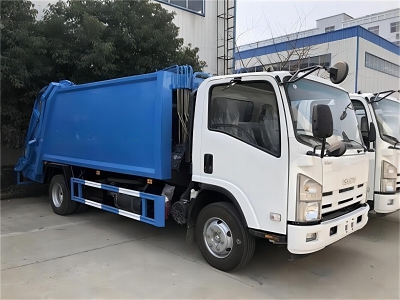 Isuzu 98HP 4 Tons 4cbm Rear Loading Refuse Waste Garbager Truck